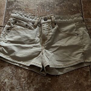 Levi's Women's Khaki Cargo Shorts